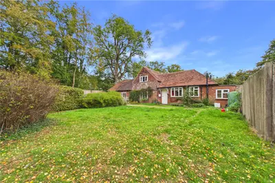 Bagmore Lane, Herriard, RG25