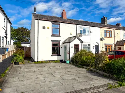 Bolton Road, Radcliffe, M26
