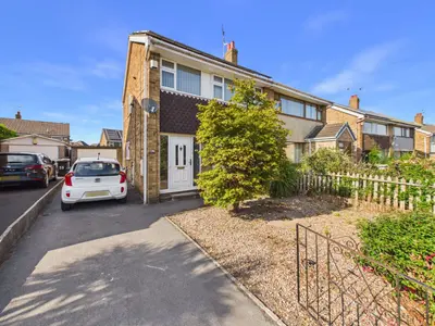 Denshaw Drive, Morley, LS27