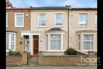 Cobden Road, London, SE25