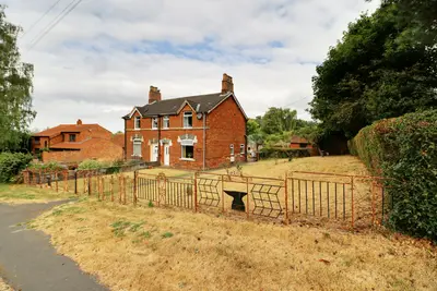 The Hill, Worlaby, DN20