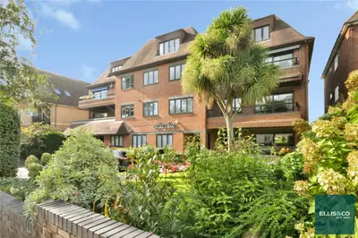 Hendon Lane, London, N3