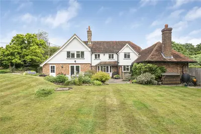 Shortbridge Road, Piltdown, Uckfield, East Sussex, TN22 3XA