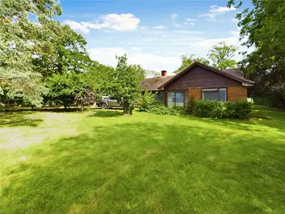 Dunt Lane, Hurst, RG10
