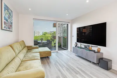 Lakeside Drive, Park Royal, NW10