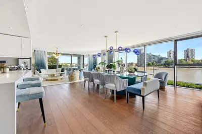 Waterfront Drive, London, SW10