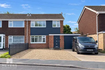 Bronte Avenue, Christchurch, BH23