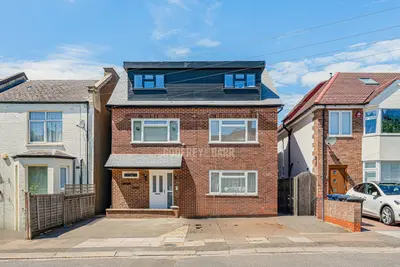 Birkbeck Road, Mill Hill, NW7