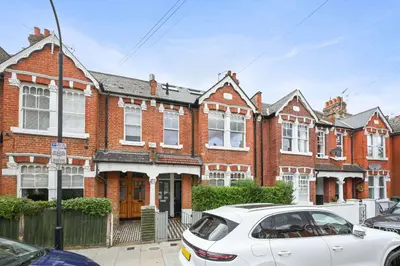 Ormiston Grove, London, W12 0JS