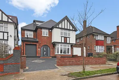 Sudbury Court Drive, Harrow, HA1