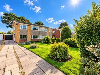 Ethelda Drive, Chester, Cheshire, CH2