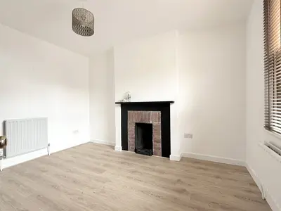 Nesbitts Alley, High Street, Barnet, Hertfordshire, EN5 5XG