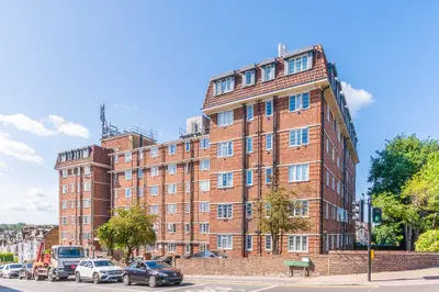 15 Sherborne Court, Elmers End Road, London