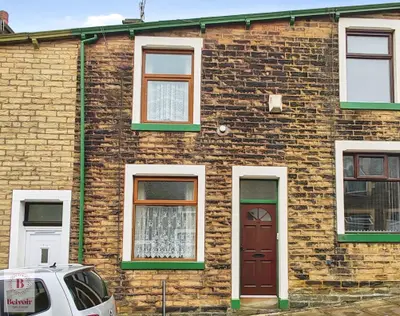 Carleton Street, Nelson, BB9