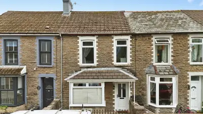 Ynysglyd Street, Hengoed, CF82