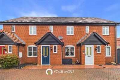 Neptune Close, Bradwell, Norfolk, NR31