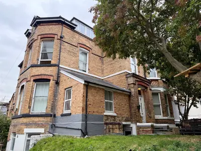 Cromwell Parade, Scarborough, YO11
