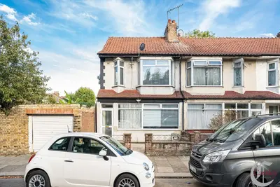 Chester Road, Edmonton, N9