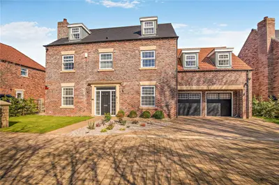 Woodland Close, Wetherby, LS22