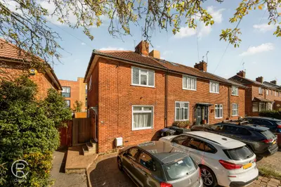 Templeman Road, Hanwell, W7