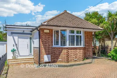 Caterham Avenue, Ilford, IG5