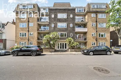 Rochester Gardens, Hove, BN3