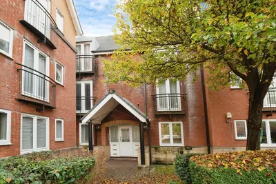 Barquentine Place, Caerdydd, CF10