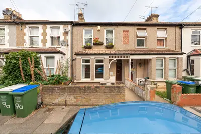 Athol Road, Erith, DA8 1PT