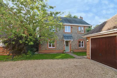 Riverside Green, Kings Somborne, SO20