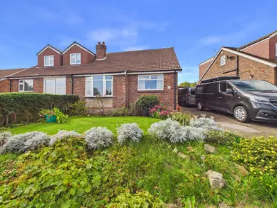 Ashwood Drive, Gildersome, LS27