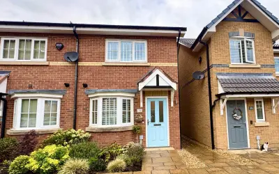 Plumley Mews, Eccleston Grange