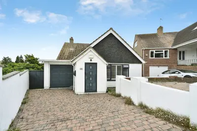 Frimley Close, Brighton, BN2