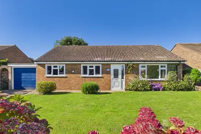 Elizabeth Drive, Capel-Le-Ferne, CT18