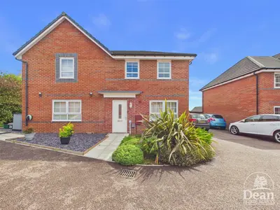 Cooke Way, Lydney