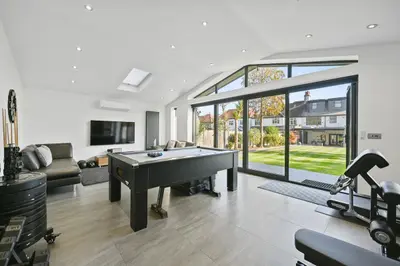 Whitchurch Gardens, Edgware, HA8
