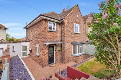 Taunton Vale, Gravesend, DA12