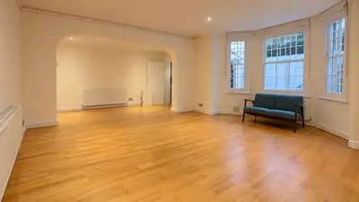 St. Georges Square, Pimlico, SW1V