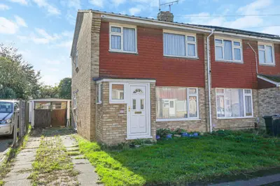 Ashborne Close, Kennington, TN24