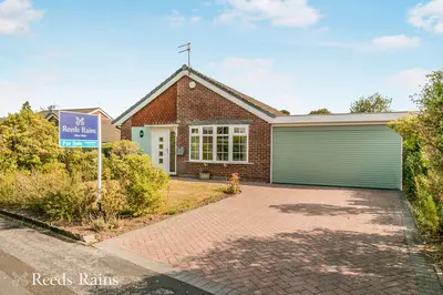 Peterborough Close, Macclesfield, Cheshire, SK10