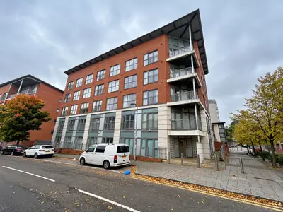 Alfred Knight Way, Birmingham, B15