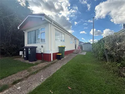 The Dome Village, Hockley, SS5