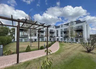 Bay Tree Avenue, Leatherhead, KT22