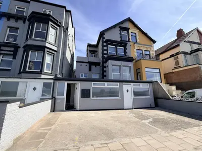 Promenade, Blackpool, FY1 2LB
