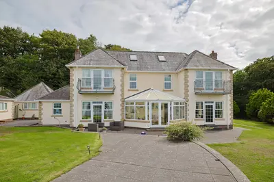Aberfa, Ferryside