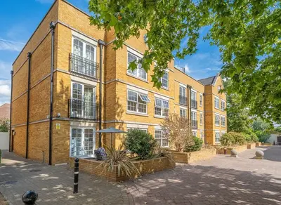 Twickenham Road, Isleworth, TW7
