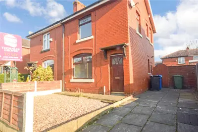 Whitehead Crescent, Bury, BL8