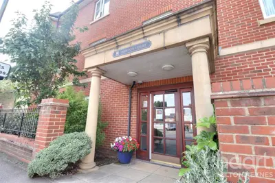 Newton Court, Hoppers Hill, MK46
