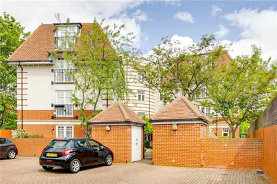 Willow Avenue, Barnes, SW13