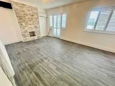 Byron Mansions, Upminster, RM14