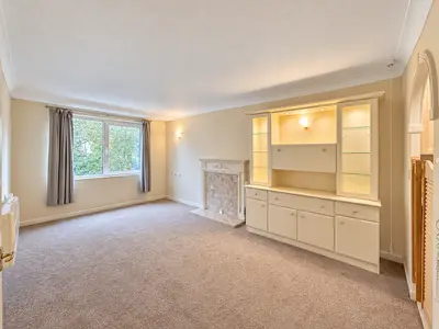 Elstree Road, Bushey Heath, WD23